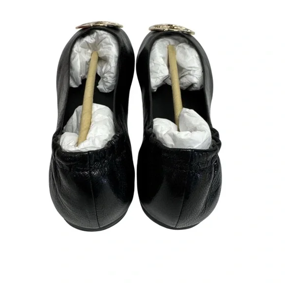 Tory Burch Black and Gold Flats with Logo Emblem - Picture 2 of 4